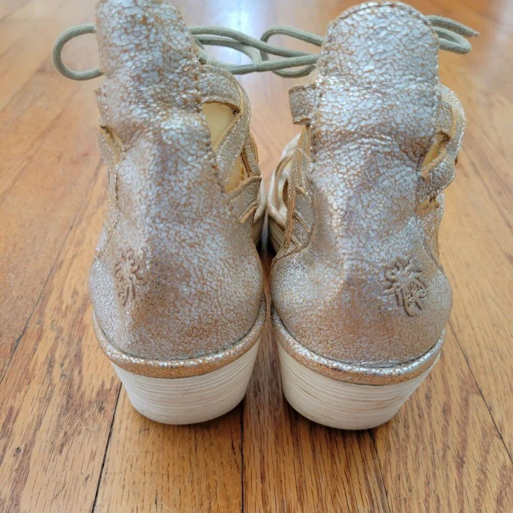 Fly London 40 YUKE Metallic Wedge Silver Gold‎ Glitter Sandals 9 9.5